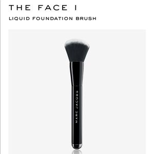 BRAND NEW Marc Jacobs Foundation Brush